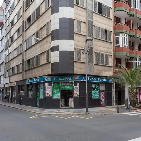 New And Cute Close To The Beach. Las Palmas